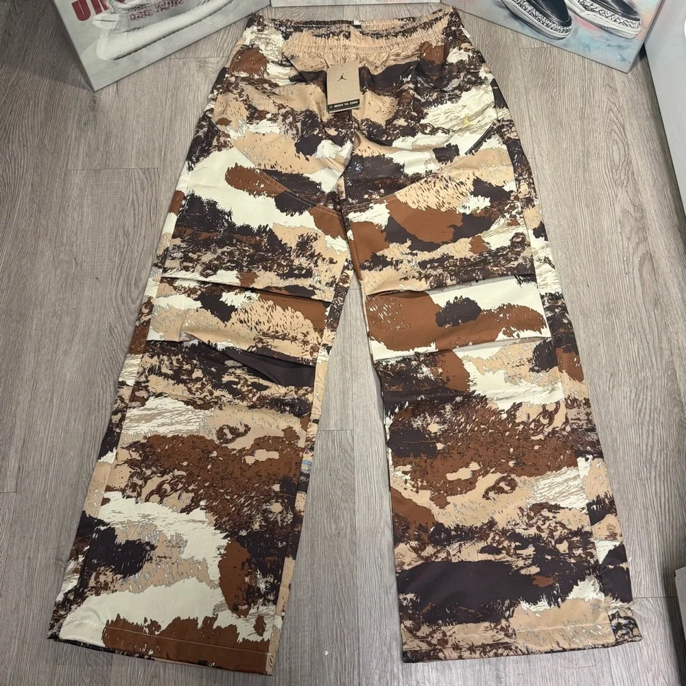 New Jordan Brooklyn Novelty Camo Womens Pants Loose Fit S, M, (Khaki/Brown